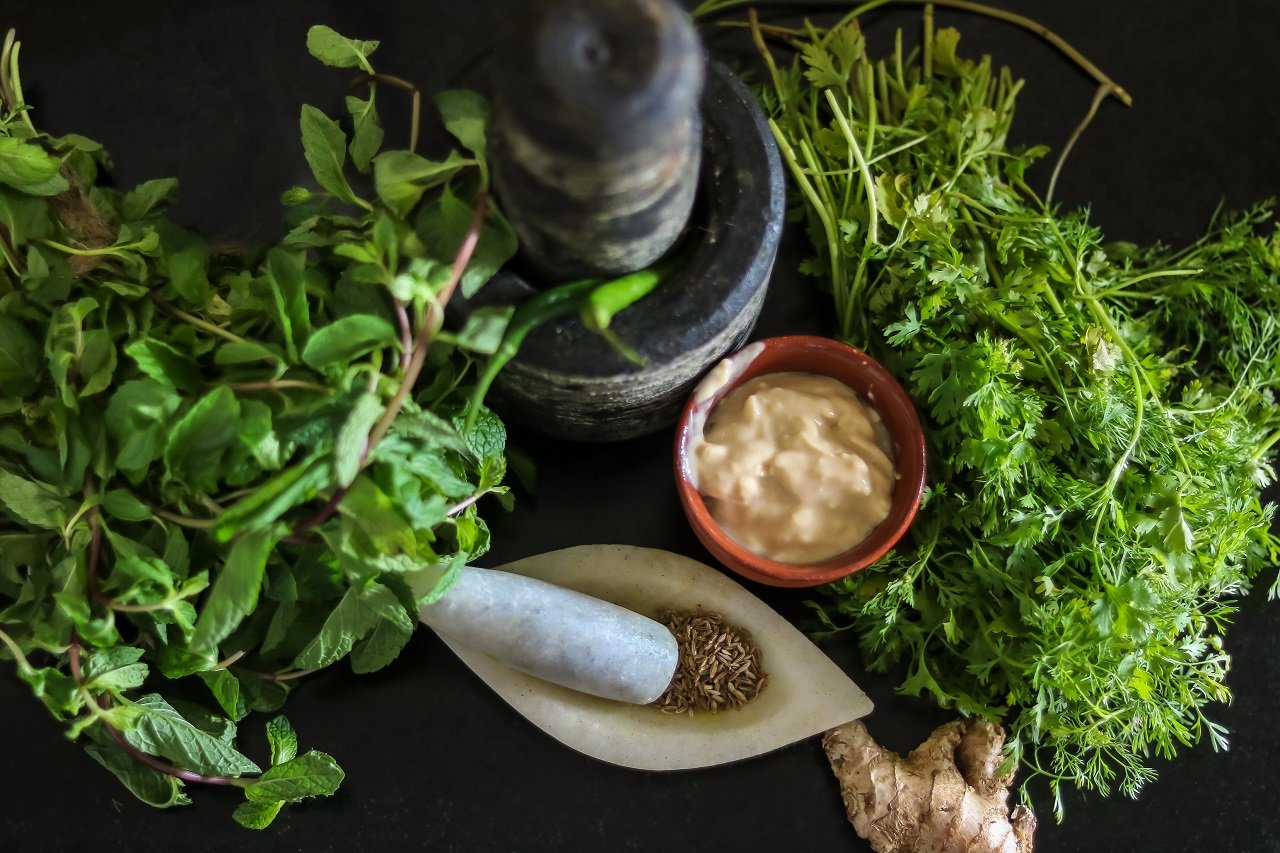 flat lay of herbed veggies 2024 09 14 10 36 44 utc